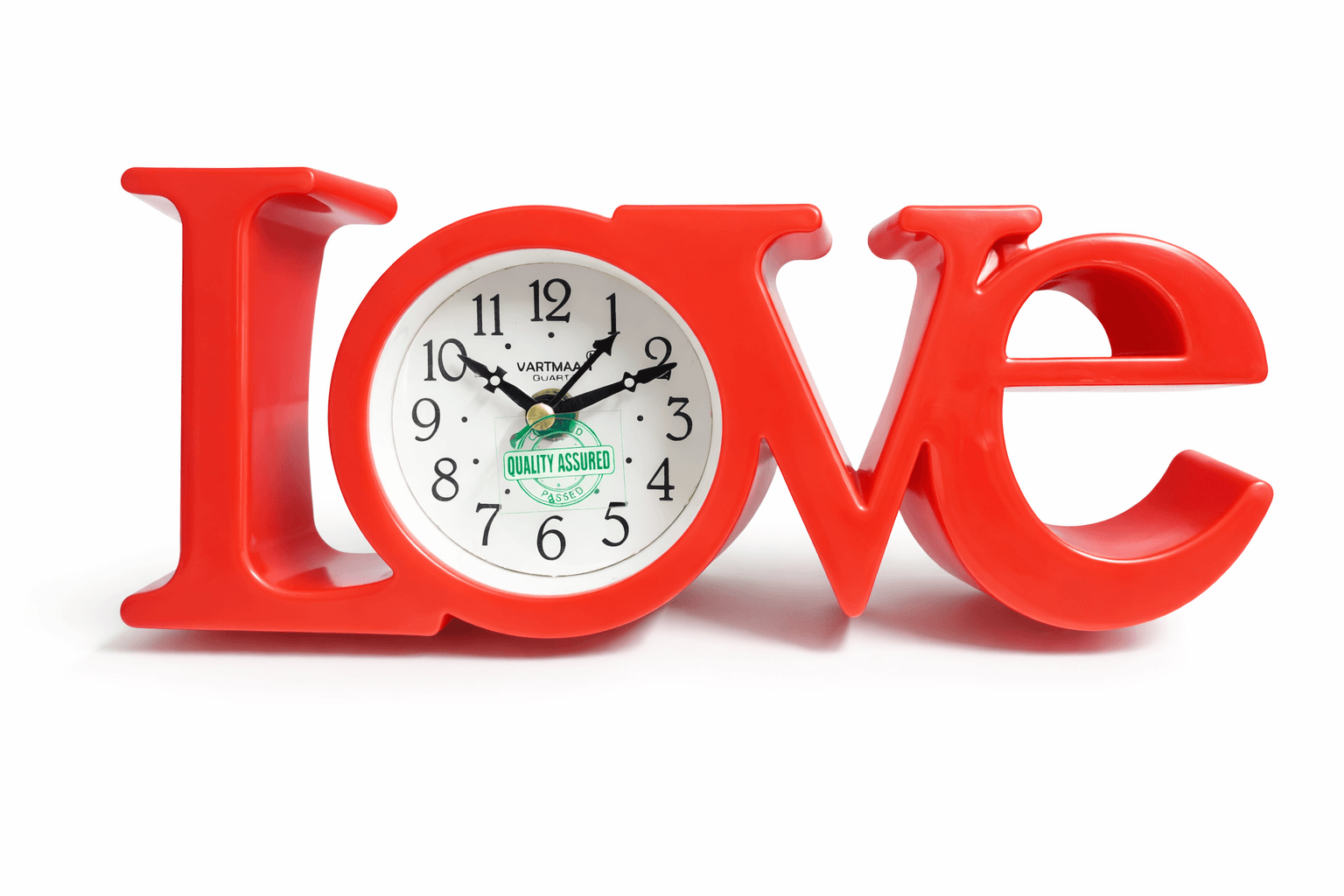 LOVE Shape Decorative Table Clock – Red Romantic Gift Clock for Home & Desk