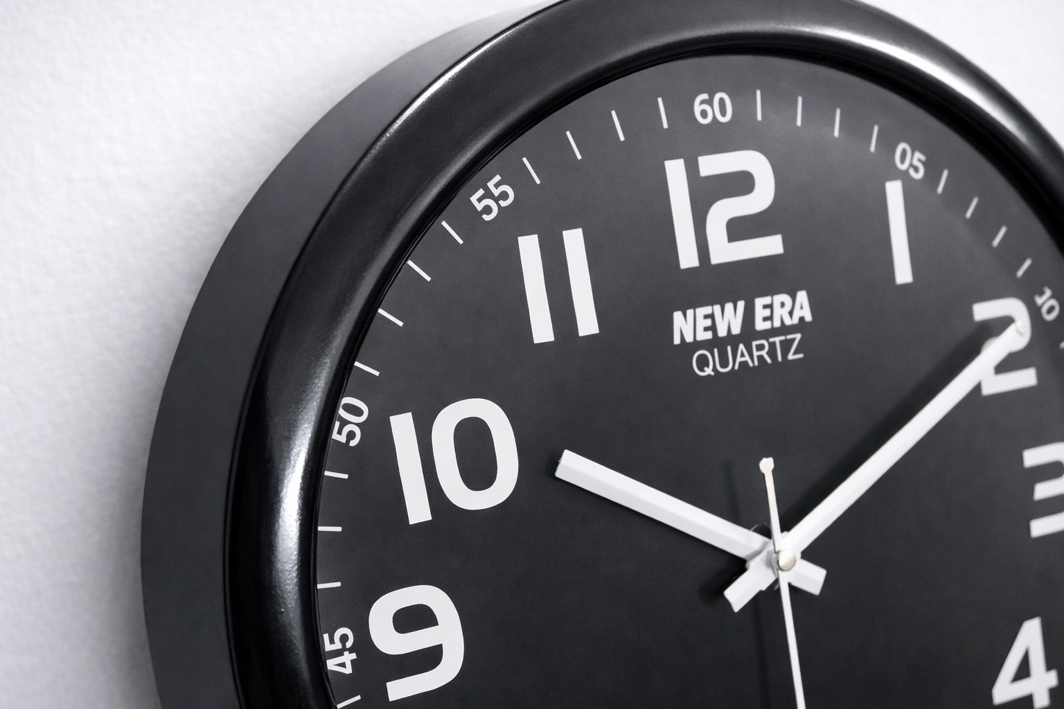 New Era 13 Inch Black Frame Wall Clock – Model 1101 with Step Movement 2