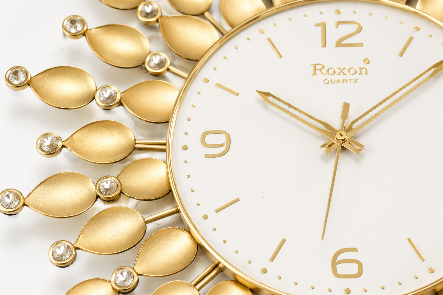 Roxon 18 Inch Luxury Golden Designer Wall Clock Silent Sweep Movement 2